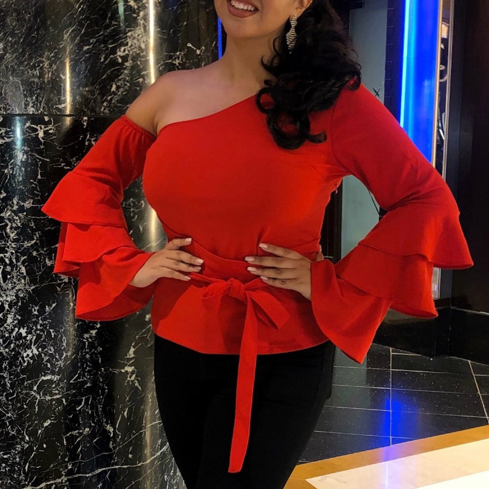Venus One Shoulder Top
